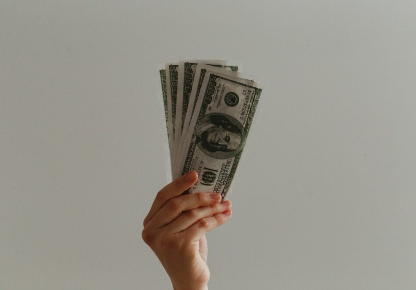 Photo by Jp Valery 100 US dollar banknote